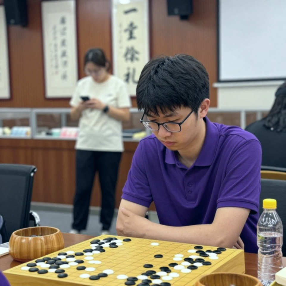 5.e5 và niềm an ủi kỳ lạ của mê tín: vì sao cờ thủ câu lạc bộ vẫn tin vào gambit lỗi thời
